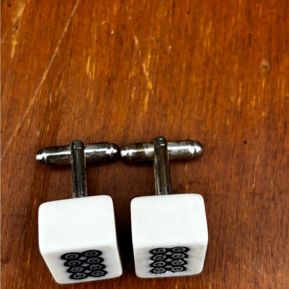 Eight dots mini mahjong Cufflinks